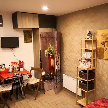 Disaronno's House Ii *